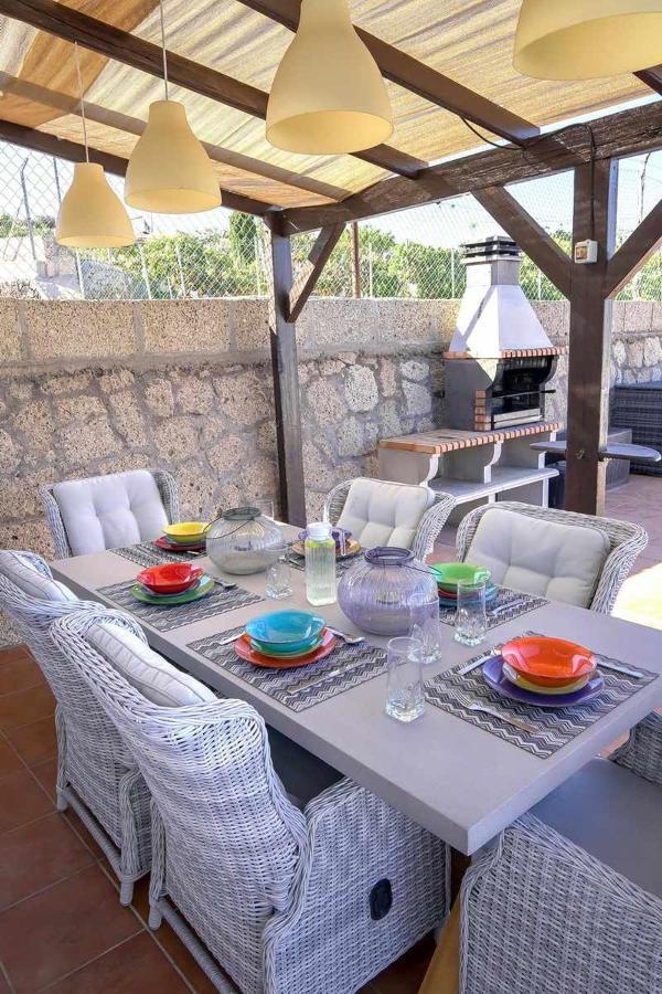 Villa Rural Casa Blanca By Tenerife Rental & Sales Granadilla De Abona Bagian luar foto